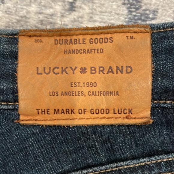 Lucky Brand Sweet Boot Jeans - Picture 2 of 8